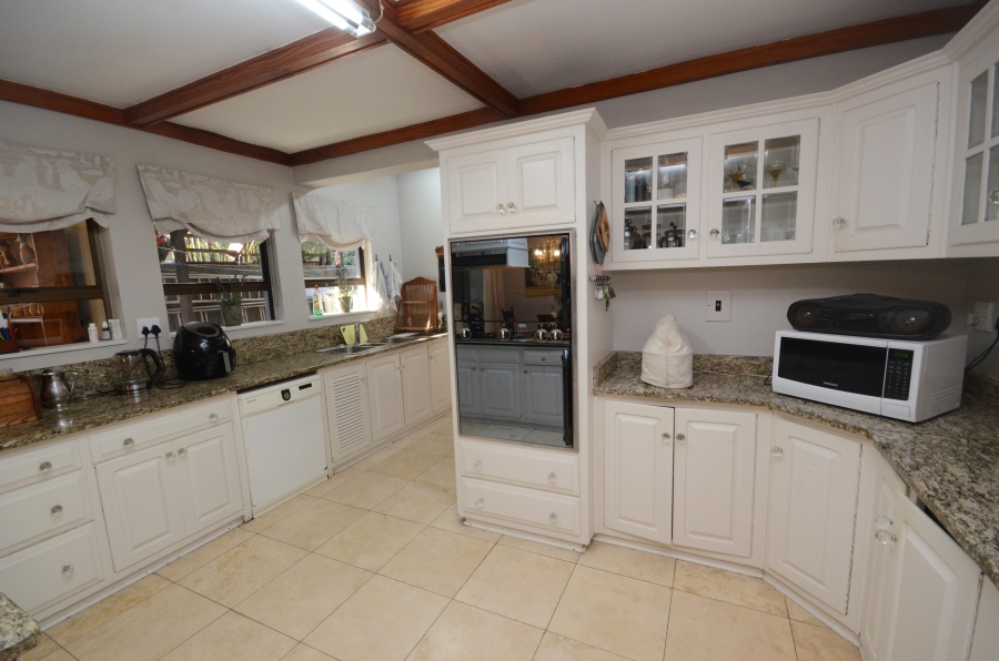 5 Bedroom Property for Sale in Blue Bend Eastern Cape